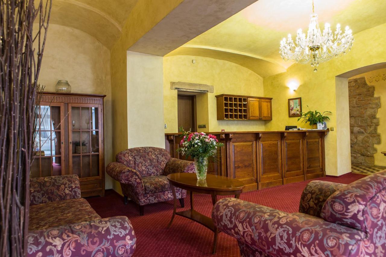 Hotel Rous Plzeň Exteriör bild